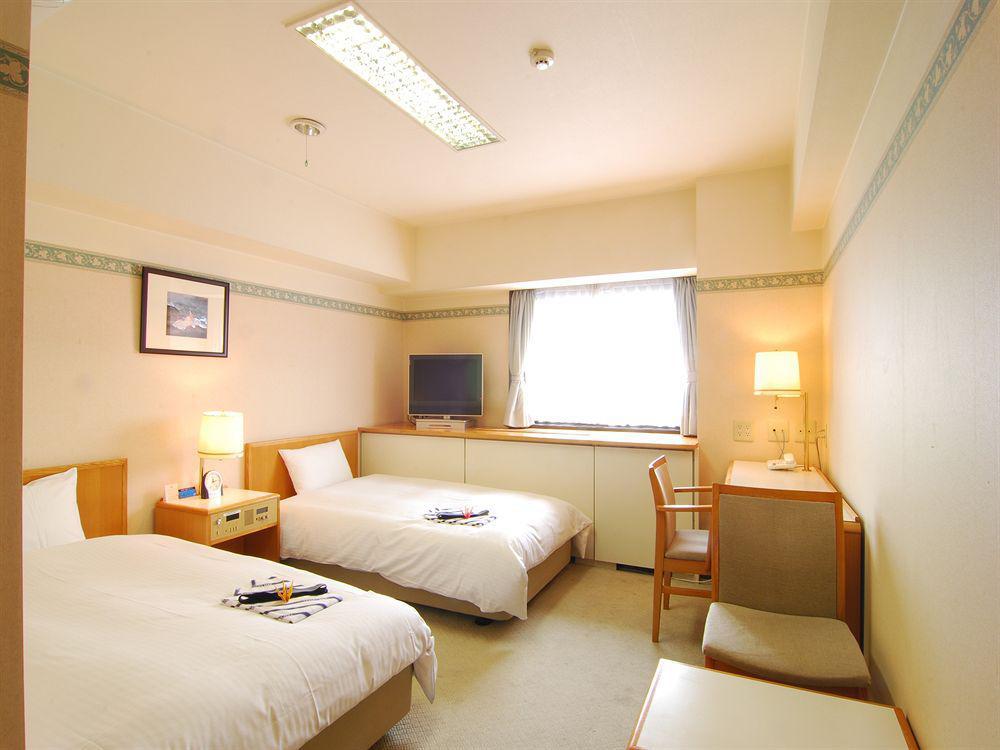 Apa Hotel Tokyo Ojima Buitenkant foto
